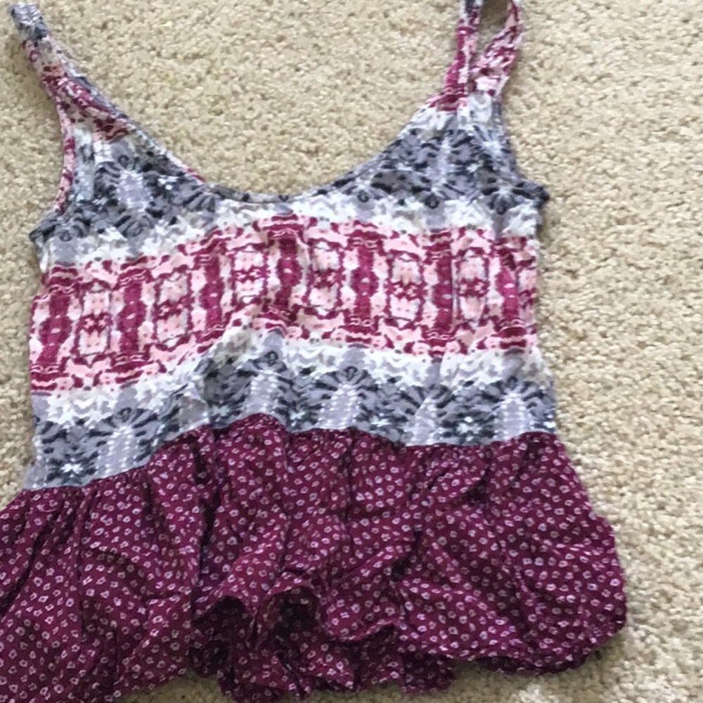 Croppped flowy tank top